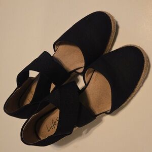 LifeStride Black & Tan Wedge Sandal Size 7.5